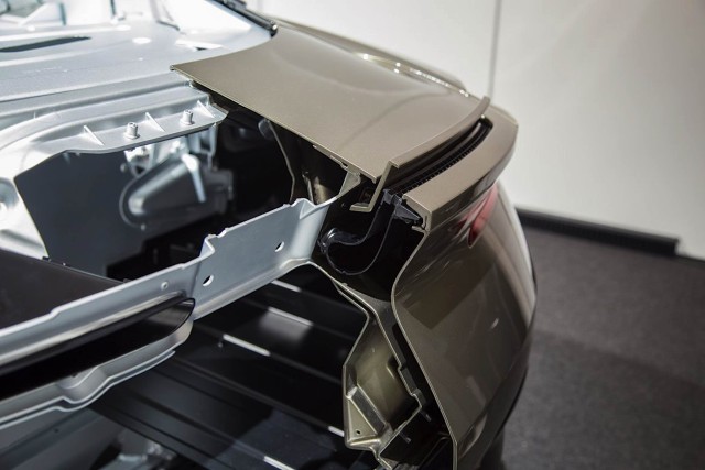 aeroblade1aston-martin-db11-28