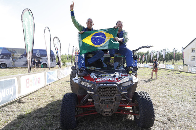 351 TORRES LEANDRO (bra) ROLDAN LOURIVAL (bra) POLARIS XTREMEPLUS/POLARIS RACING INTERNATIONAL AMBIANCE during the Dakar 2017 Paraguay Bolivia Argentina , Etape 12 - Stage 12, Rio Cuarto - Buenos Aires, January 14 - Photo Florent Gooden / DPPI