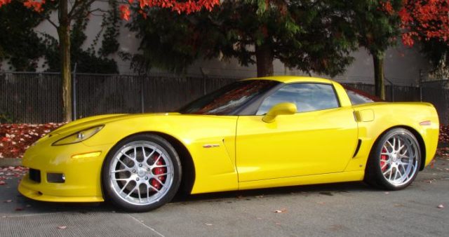 zo6yellowC6