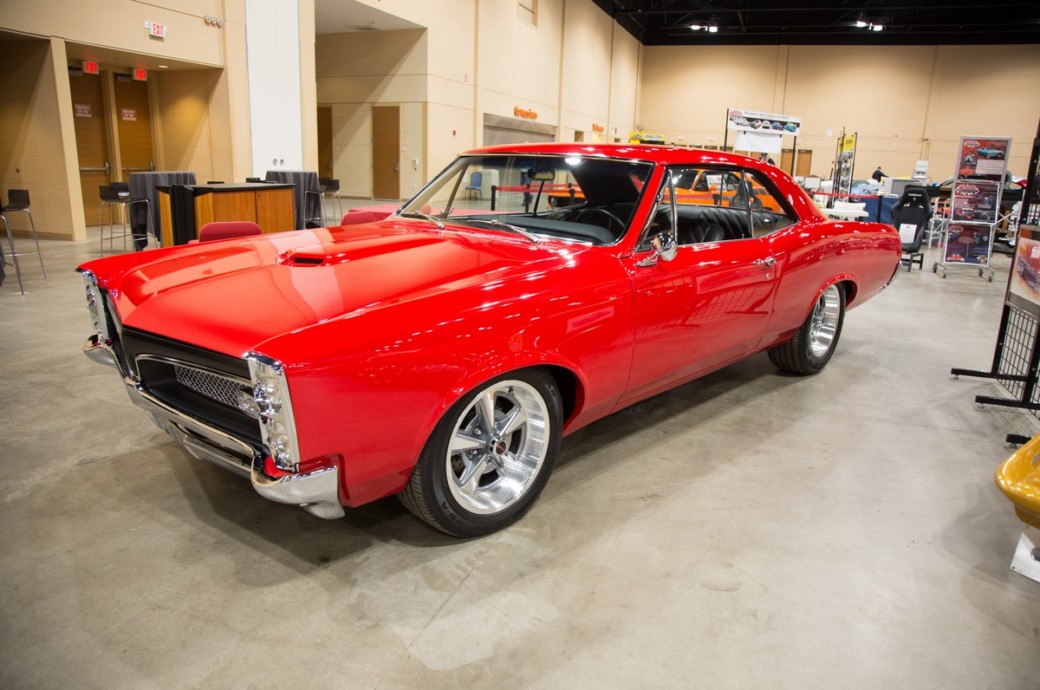 The 2017 Race & Performance Expo Draws Huge Crowds!