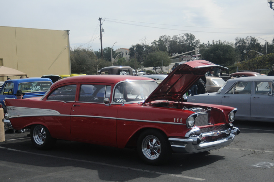 Event Coverage: Enthusiasts Cruise The Temecula Rod Run