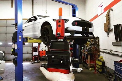 Video: How To Install An MGW Shelby GT350 Shifter