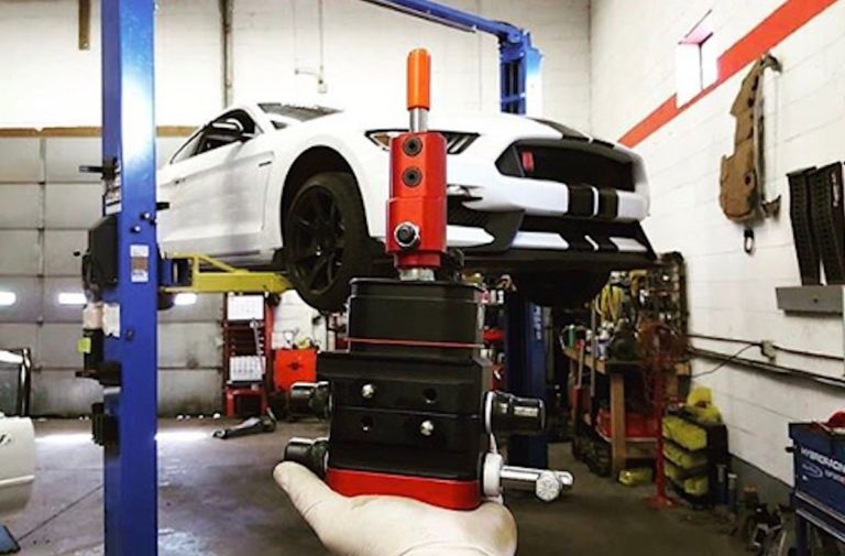 Video: How To Install An MGW Shelby GT350 Shifter