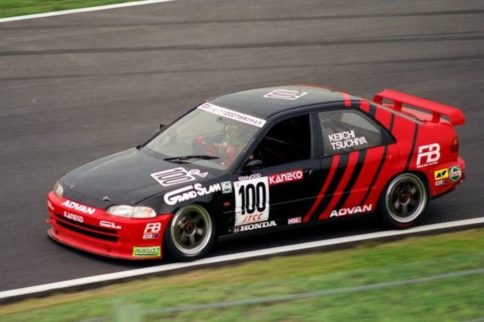 Video: Keiichi Tsuchiya Battles Racing Civic in NSX, Porsche Crashes