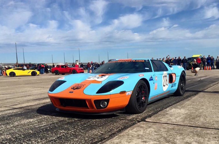 Twin-Turbo Ford GT Rips Off Record Texas Mile Run