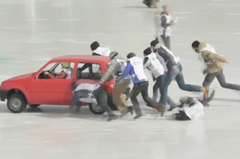 Video: Did You Have The Chance To Curl Your Car This Past Winter?