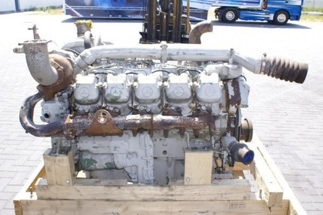 OM443