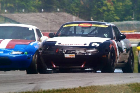 Video: Spec Miata Hunts C6 'Vette at Hallett