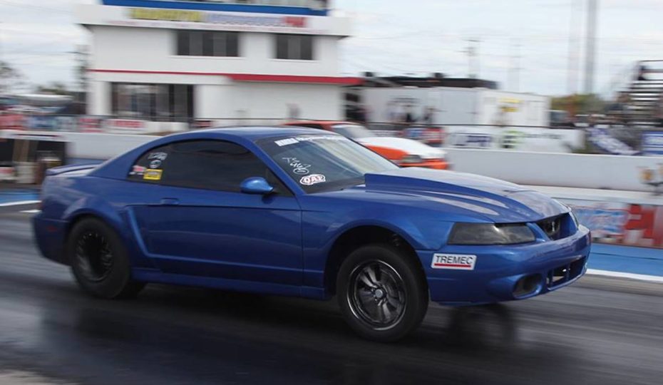 Video: Bangin' Gears To 8-Second Passes In A Stick-Shift Mustang