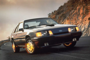 Display Your Classic ’80s Ford At The Bojangles Southern 500