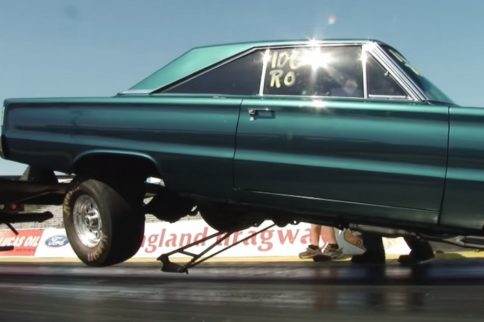 Video: Plymouth Belvedere Has Catastrophic Rearend Failure!