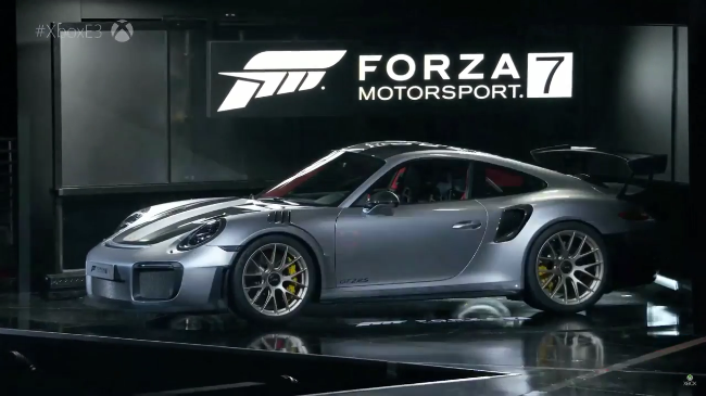 Video: Porsche Unveils the 991 GT2 RS!