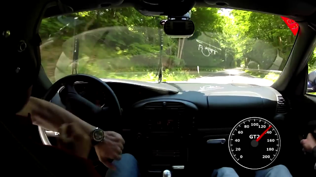 Video: Heart-Stopping Moment In A Porsche GT2!