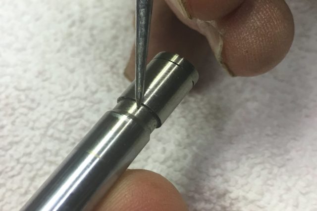 Valve Lock Groove