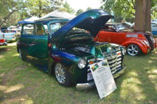 Bad Little Pickup: James and Carol Drayton's 1949 Chevy Hauler