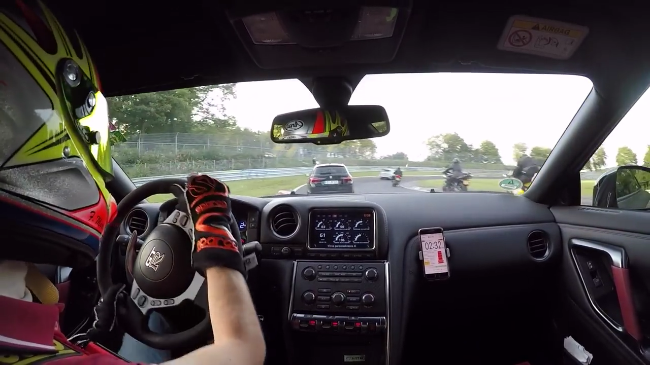 Video: 42 Overtakes in One Lap of the Nurburgring!