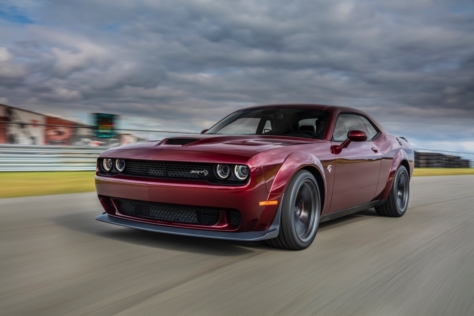 2018-Dodge-Challenger-SRT-Hellcat-Widebody-04