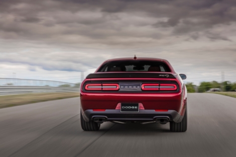 2018-Dodge-Challenger-SRT-Hellcat-Widebody-11