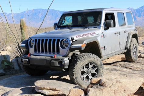first-drive-2018-jeep-wrangler-jl-0070