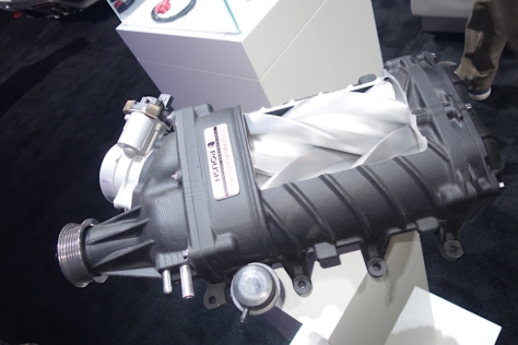 roush-and-ford-debut-new-2018-5-0l-supercharger-at-sema-0004