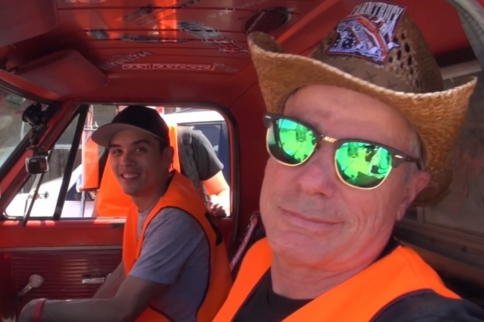 Video: Farmtruck And AZN Crash Their Burnout Truck At SummerNats 31