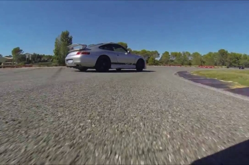 Video: High-Speed Drifting In A "Budget" Porsche 911
