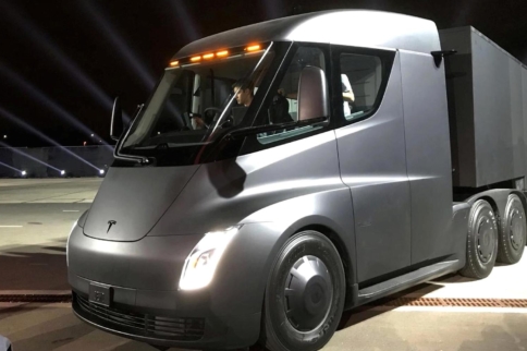 Diesel Engines Versus New Electric Tesla Semi