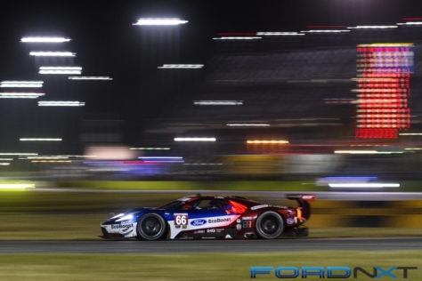 ford-gt-wins-2018-rolex-24-25_07875_39043264465_o