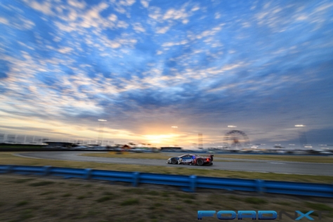 ford-gt-wins-2018-rolex-24-25_10030_28168371419_o