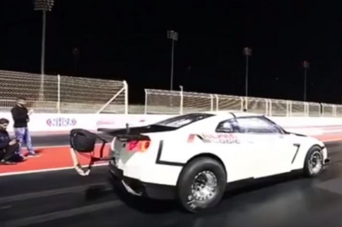 GTR World War! Alpha Logic Resets GTR World Record In Bahrain