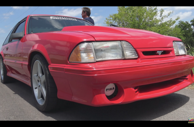 This Street/Strip Fox Looks Great & Sounds Better!