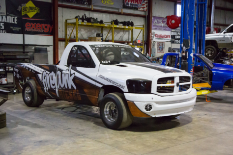 brotherhood-built-behind-scenes-firepunk-diesel-2018-02-28_16-56-00_274759