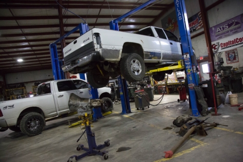 brotherhood-built-behind-scenes-firepunk-diesel-2018-02-28_17-14-00_888610