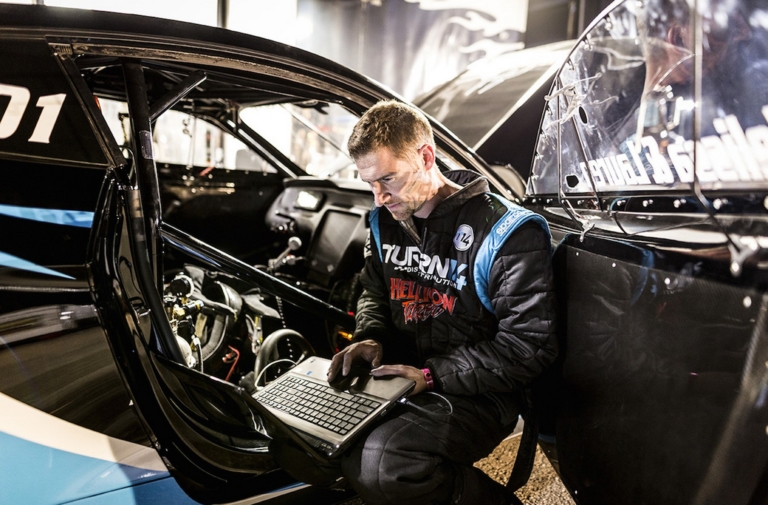John Urist Makes Big Power With The Weldon A1600-A Fuel Pump