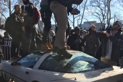 Philiadelphia Police Looking For Vandals That Trashed 1985 Corvette