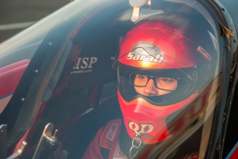 qa-queen-diamond-ii-jet-car-pilot-sarah-edwards-2018-02-01_17-22-58_429464