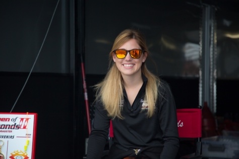 qa-queen-diamond-ii-jet-car-pilot-sarah-edwards-2018-02-01_17-30-56_701828
