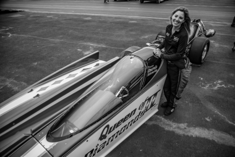 qa-queen-diamond-ii-jet-car-pilot-sarah-edwards-2018-02-01_17-32-29_173751