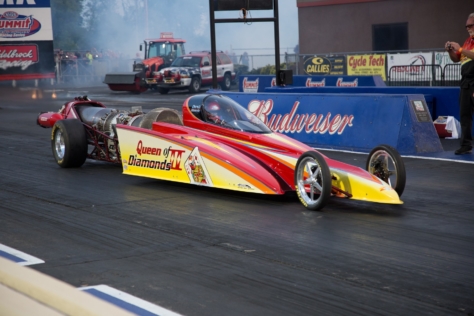 qa-queen-diamond-ii-jet-car-pilot-sarah-edwards-2018-02-01_17-37-24_463226