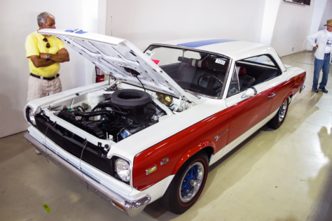 2018-winter-autofest-hosts-swap-meet-auction-and-eddie-munster-2018-03-06_18-59-24_158053