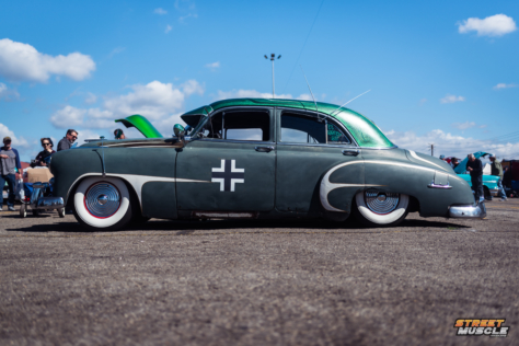 eye-candy-pomona-swap-meet-and-classic-car-show-march-2018-2018-03-09_22-59-38_036884