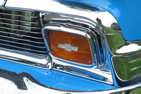 love-affair-grabber-blue-bel-air-2018-03-12_14-42-53_967210