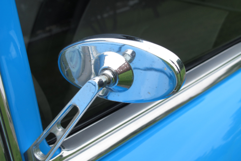 love-affair-grabber-blue-bel-air-2018-03-12_14-43-10_952050