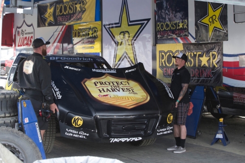 Movie Review: Dirt Brings Short-Course To The World