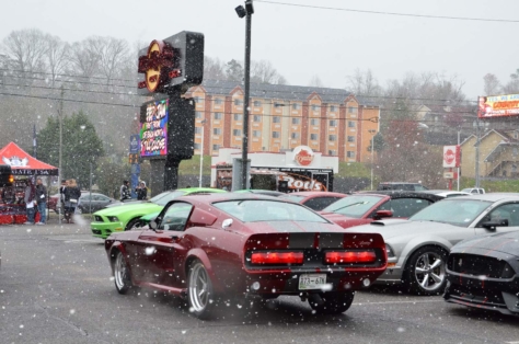 ponies-in-the-smokies-brings-out-700-mustangs-despite-snow-rain-2018-03-29_02-34-37_675395
