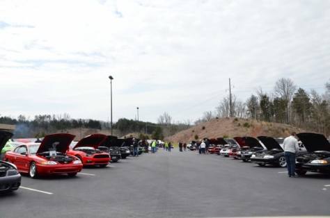 ponies-in-the-smokies-brings-out-700-mustangs-despite-snow-rain-2018-03-29_02-39-28_440137