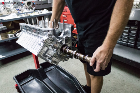 the-bottom-end-pro-line-builds-bz06s-bad-ass-hemi-for-rvw-action-2018-03-14_15-48-37_424109