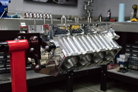 the-bottom-end-pro-line-builds-bz06s-bad-ass-hemi-for-rvw-action-2018-03-14_15-49-05_078678