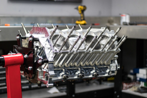 the-bottom-end-pro-line-builds-bz06s-bad-ass-hemi-for-rvw-action-2018-03-14_15-59-48_076433