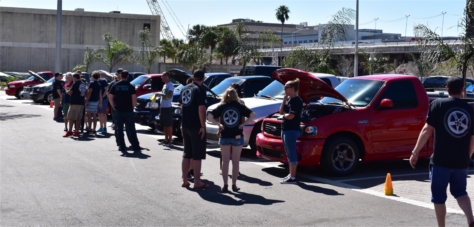 the-svt-lightning-draws-fans-from-all-over-to-orlando-2018-02-27_21-02-33_517496